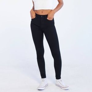 Urban Outfitters BDG Twig High-Rise Cropped Jeans